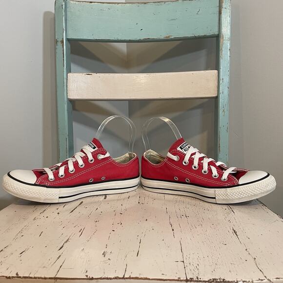 CONVERSE Chuck Taylor Low Red‎ Canvas Shoes Sneakers M9696 Size WOMENS 7/MENS 5 - Picture 6 of 8